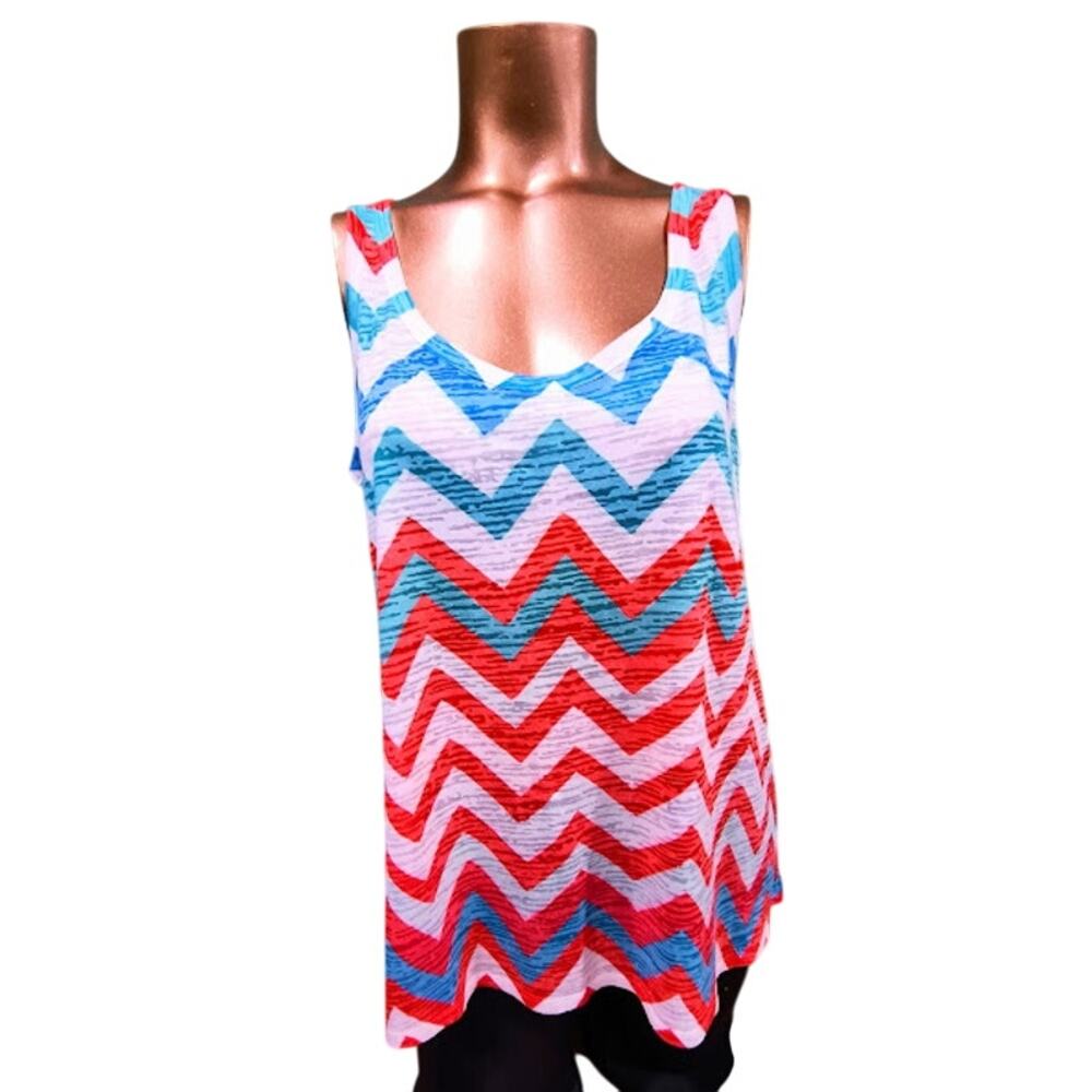 Nally &‎ Millie Hi-Lo Chevron Tank Top - Size Medium